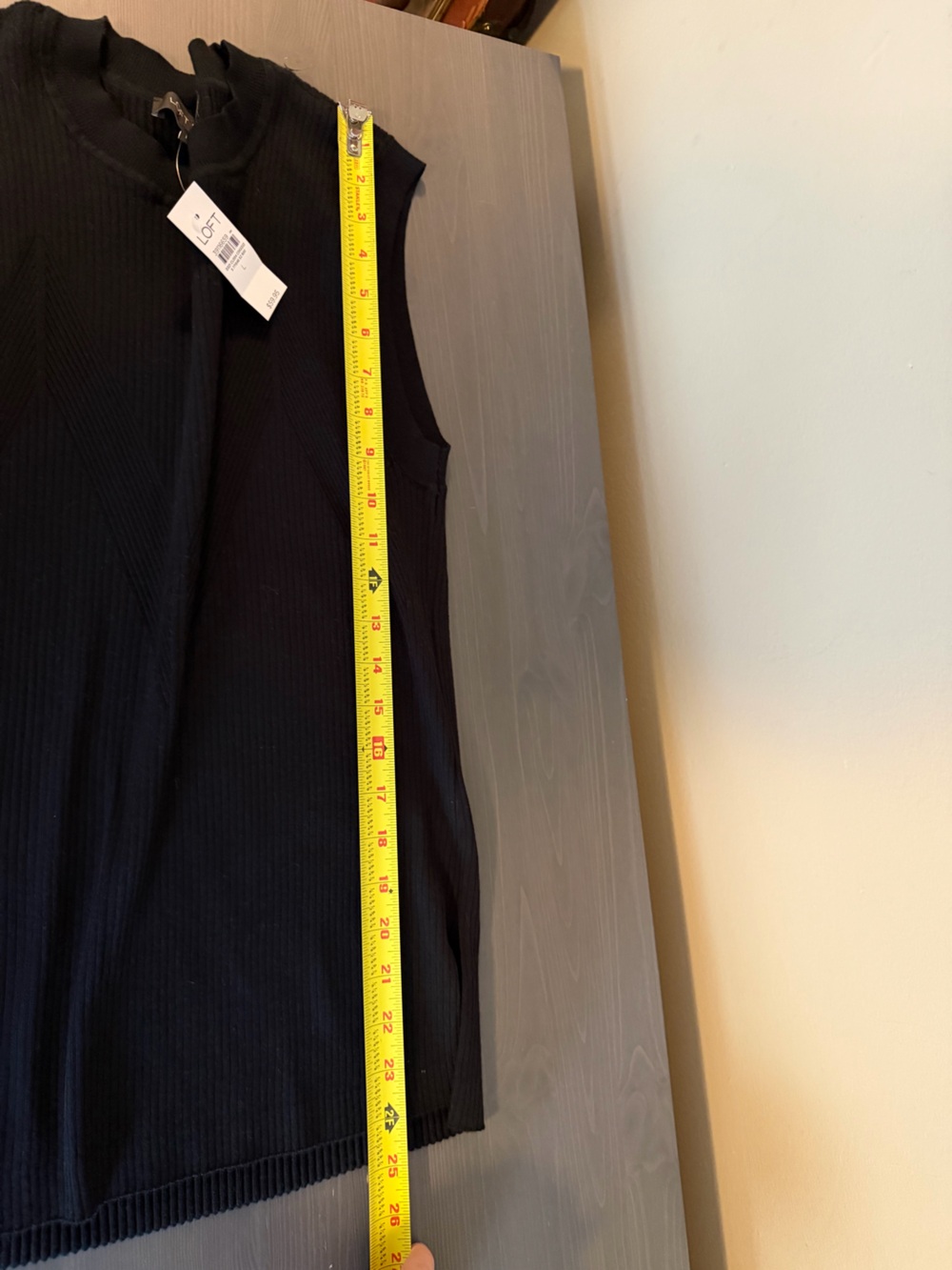 LOFT Versa Black Ribbed Sleeveless Shell Top NEW - Picture 6 of 7